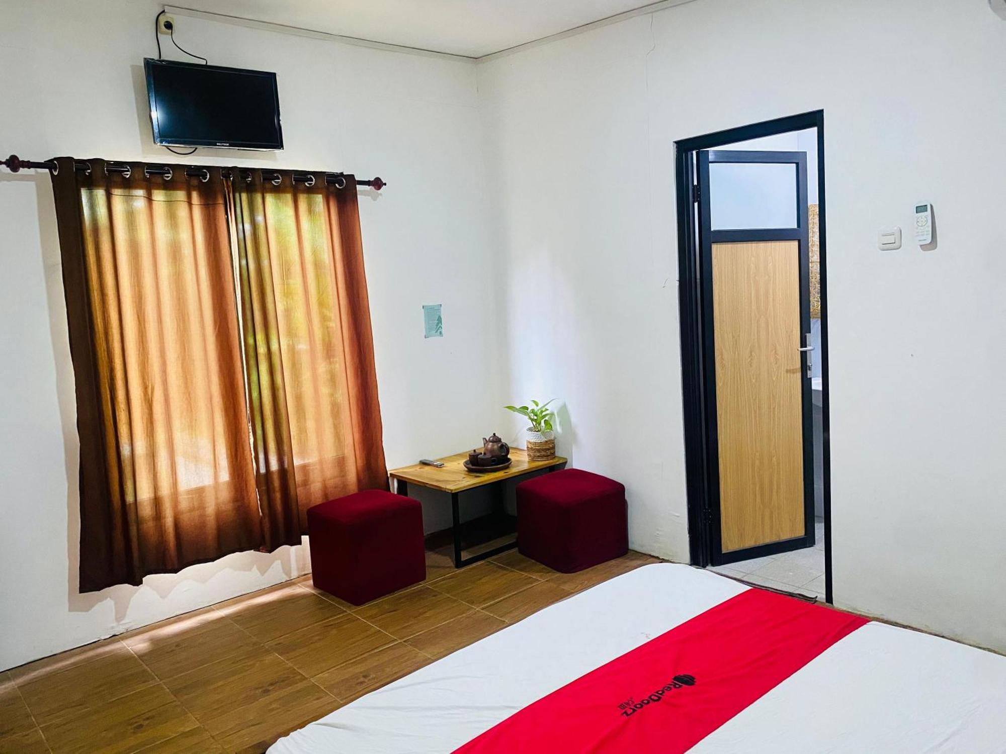 Reddoorz Syariah Near Wisata Durensewu Pandaan Jetak Экстерьер фото
